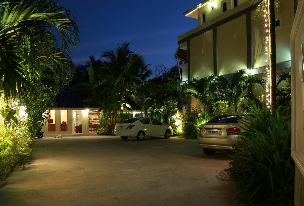 קאמאלה ביץ' Naka Resort מראה חיצוני תמונה