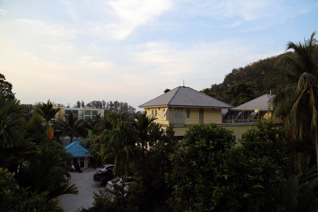קאמאלה ביץ' Naka Resort מראה חיצוני תמונה