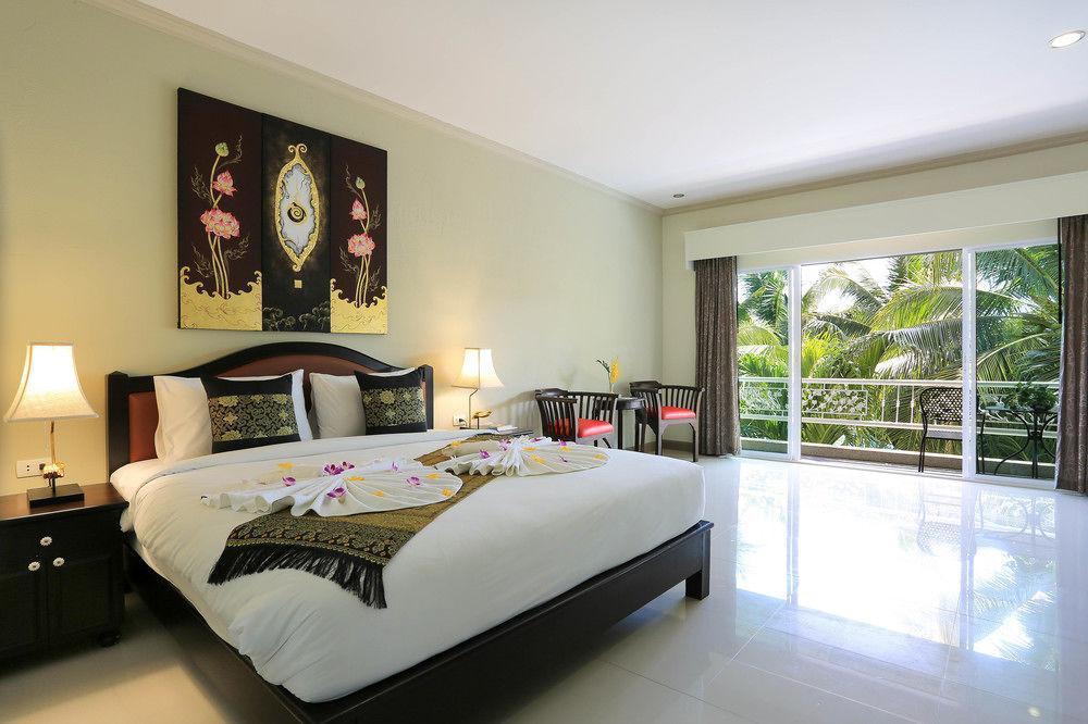 קאמאלה ביץ' Naka Resort מראה חיצוני תמונה