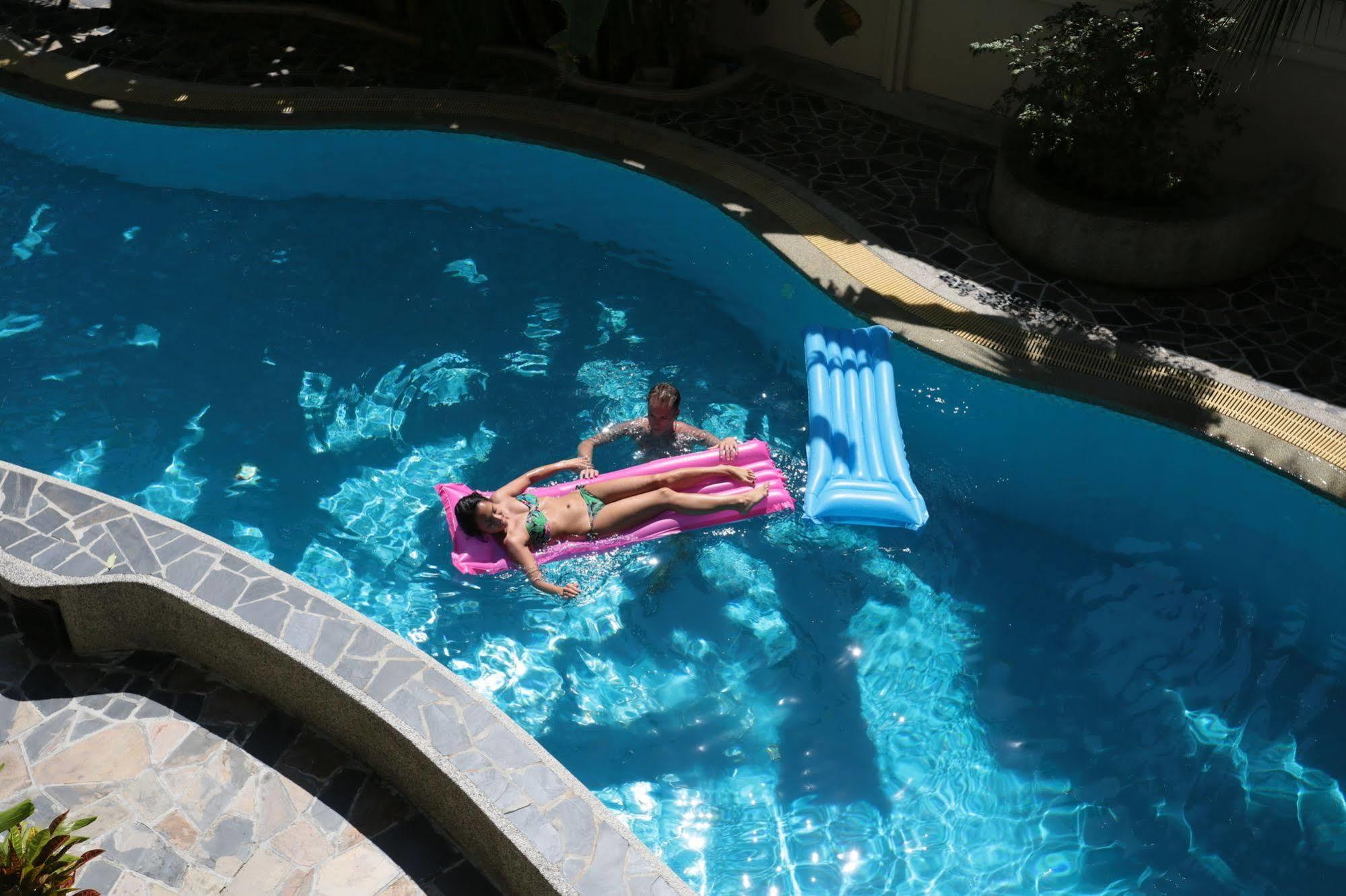 קאמאלה ביץ' Naka Resort מראה חיצוני תמונה